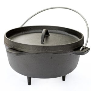 140/24 - 3 Legged Bake Pot - No. 8