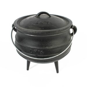 140/8 - 3 Legged Pot - No. 6