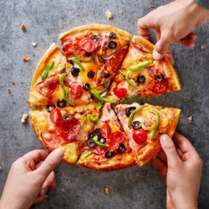 Pizza Cutter Lifestyle | LK's Braai & Accessories